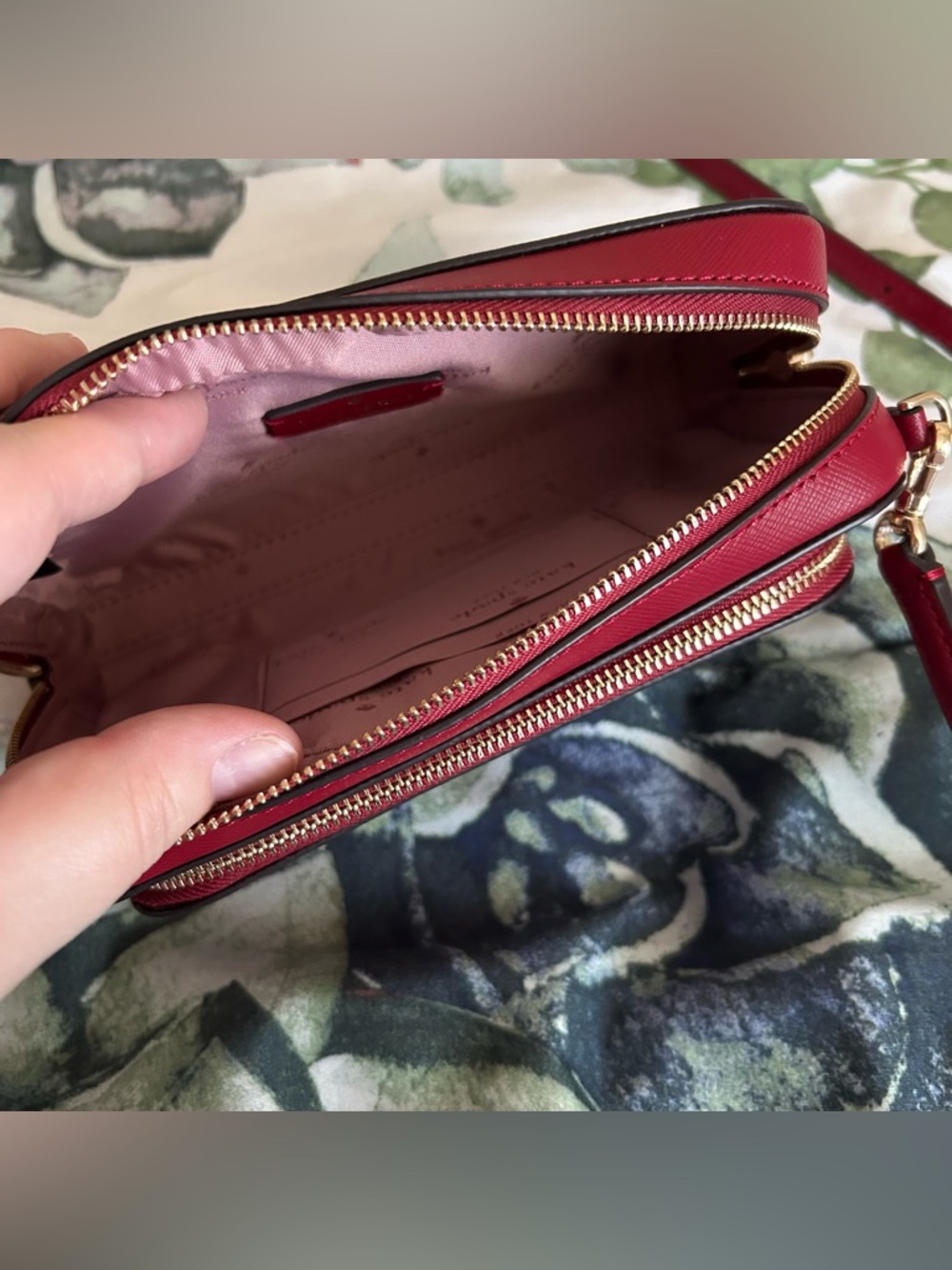 Kate Spade Small Leather Crossbody Bag with Matching Wallet NWOT - Picture 4 of 10